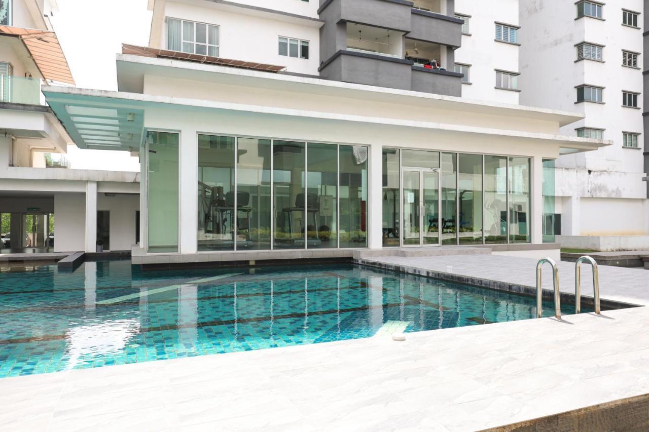 Cozy 2 Bedroom W Pool - 6 Pax - Kajang Buitenkant foto